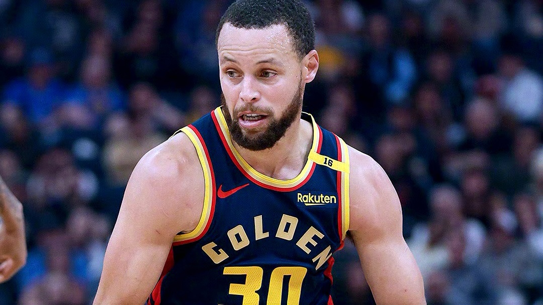 库里连续十五场比赛得分超过精彩发挥，湖人挑战极限！的简单介绍-爱游戏中国官网